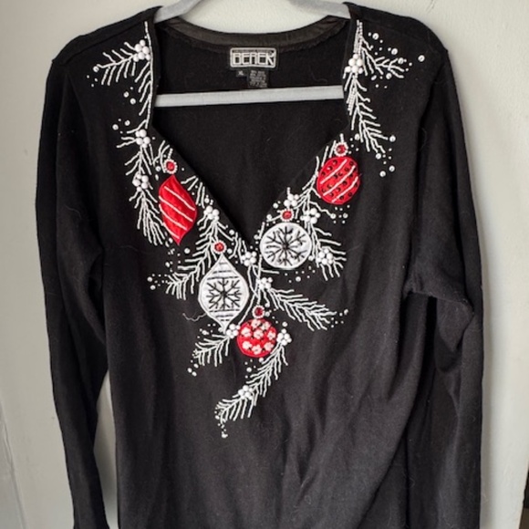 Women's long sleeve holiday sweater - Picture 1 of 4